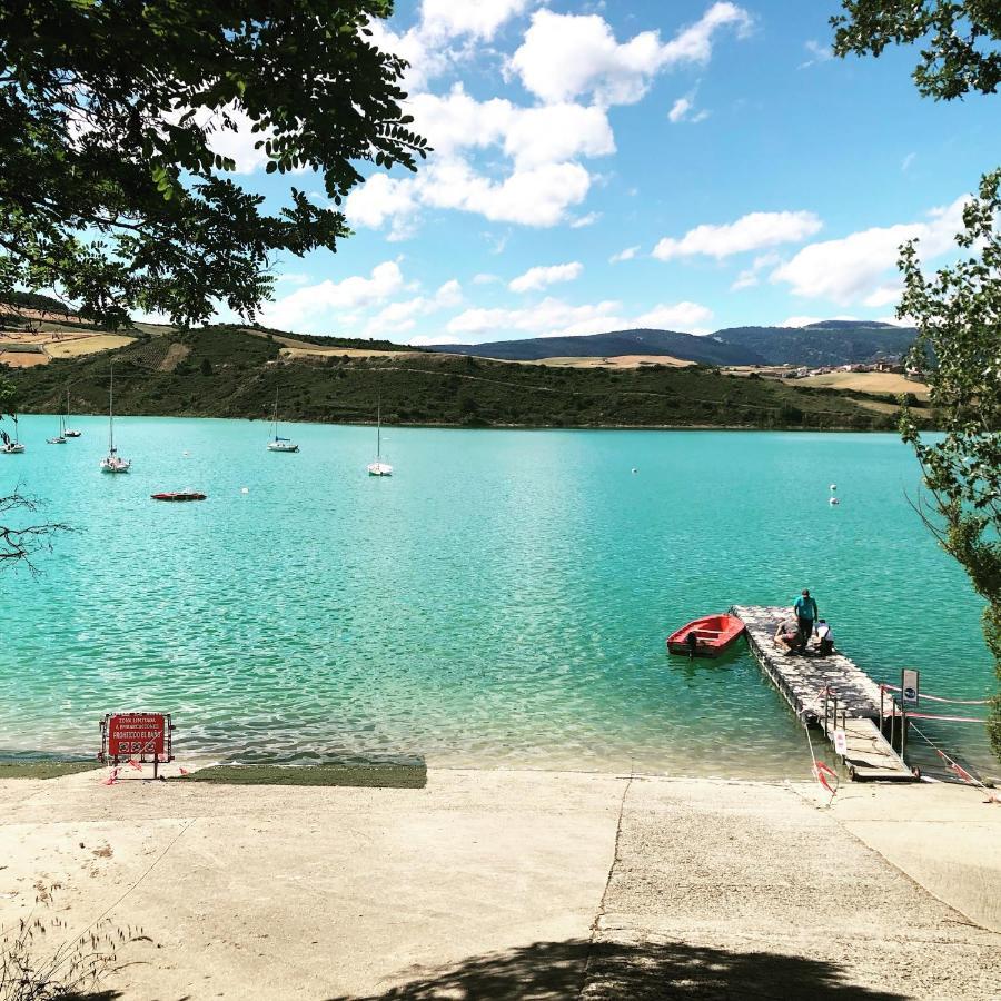 Casa rural Don Filo con vistas al lago Lerate Exterior foto